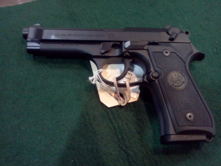 M9 Beretta Limited Usmc Edition