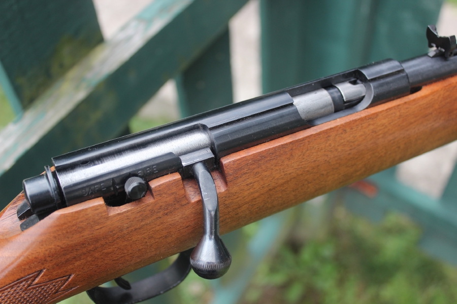 Marlin Firearms Co. Marlin 881 .22 LR Bolt Action Tube Fed NICE WOOD