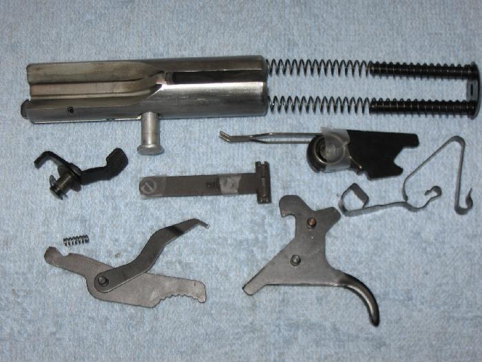 charter-arms-explorer-ii-bolt-and-internal-parts