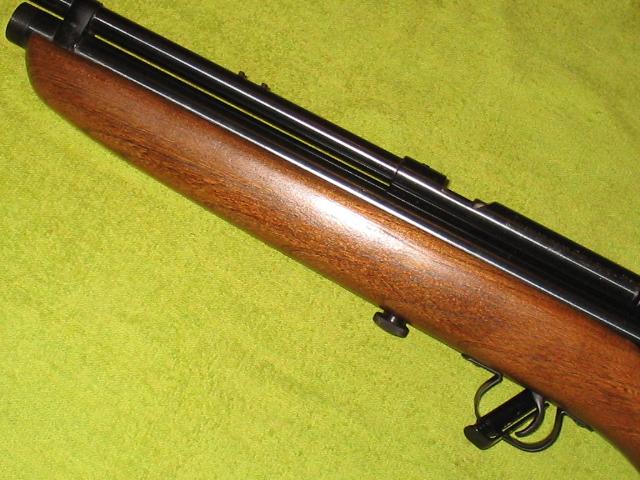 CROSMAN 160 PELLGUN W/ S331 PEEP SIGHT For Sale at GunAuction.com - 8986050