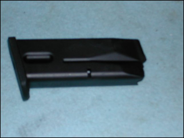 beretta 8045 magazine