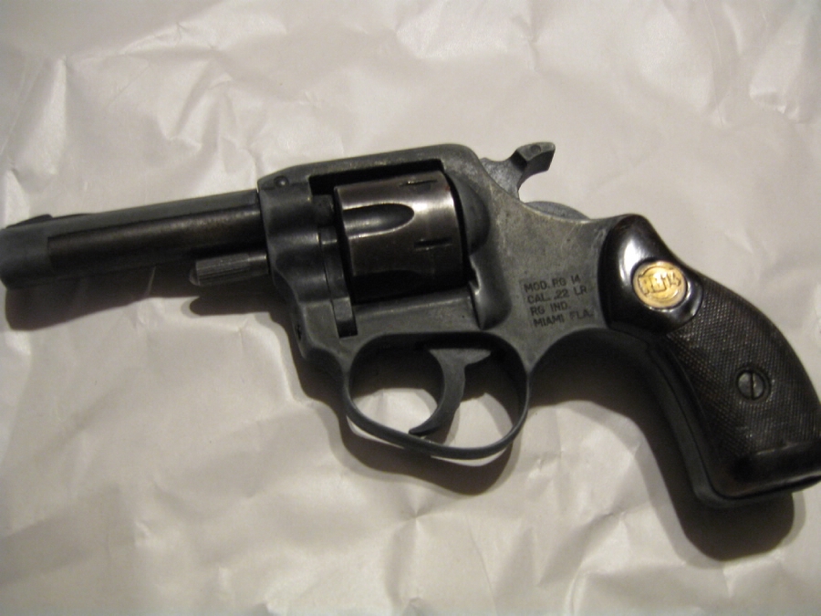 Rg 14 22lr Revolver For Sale at GunAuction.com - 11672597