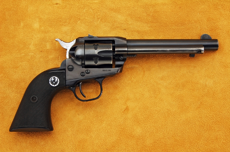 RUGER MODEL SINGLE SIX 3 SCREW FLAT TOP REVOLVER CALIBER 22 LR 6-1/2 ...