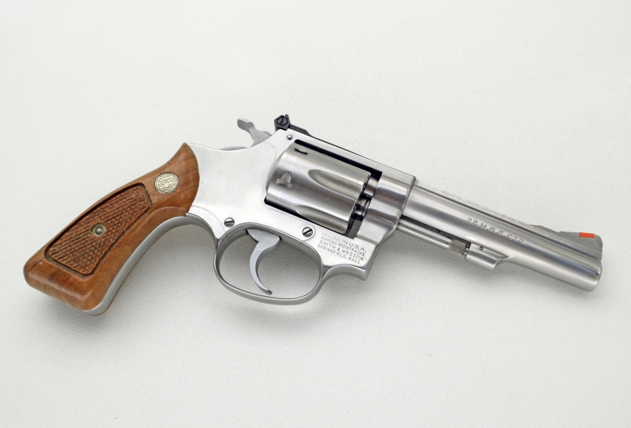 Smith & Wesson S&W Target 651 Revolver Stainless Steel Cal 22 M.R.F ...