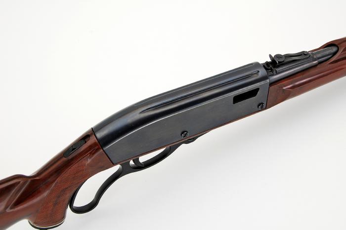 Gunlistings.org - Rifles Remington Nylon 66 - Mohawk Brown