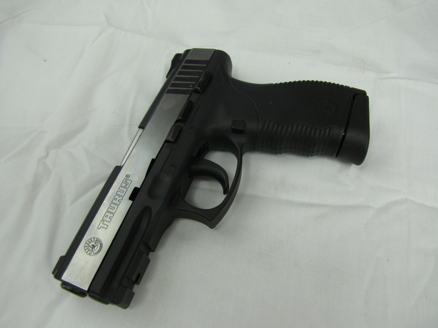 Taurus Model Pt24/7 Pro Ds Extras Mags .40 Cal Look For Sale at ...