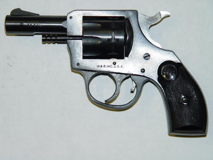 H & R H&R Model 900 Revolver, .22 Cal Check It Out For Sale at ...