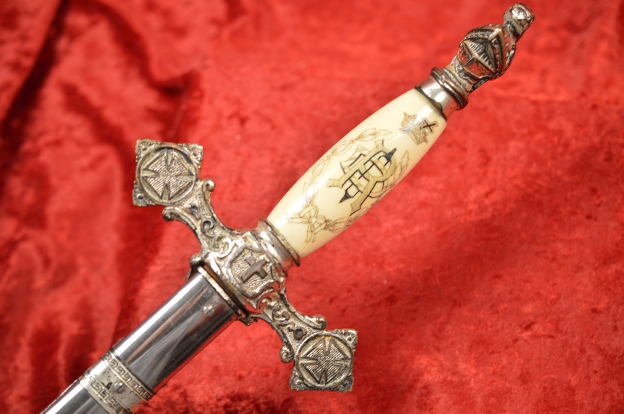 Knights Of Columbus Sword For Sale at GunAuction.com - 11745627