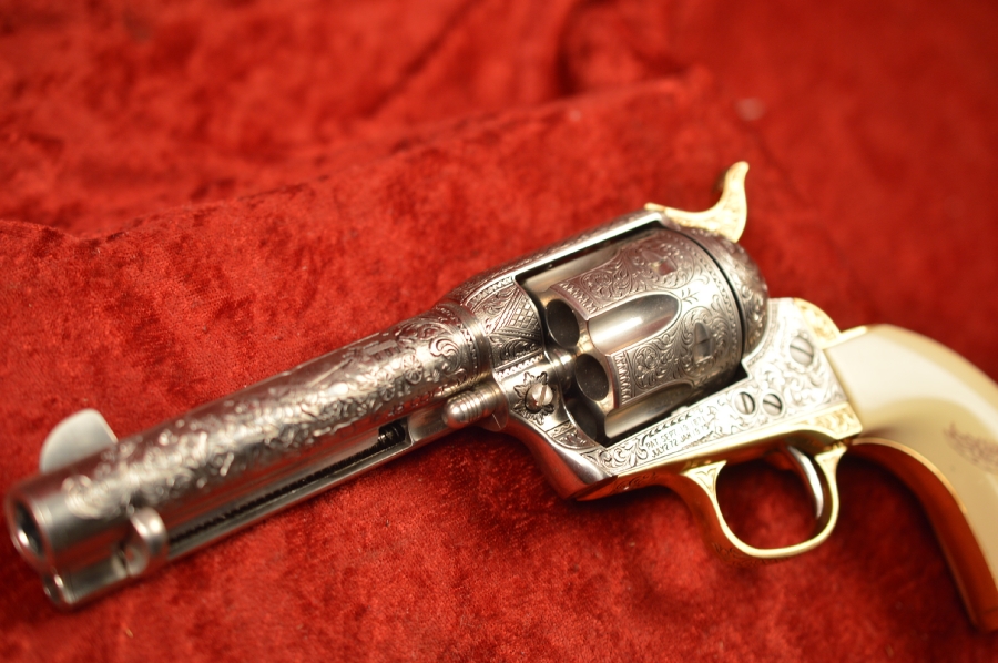 John Wayne Colt 45 Replica Revolver For Sale at 12640527