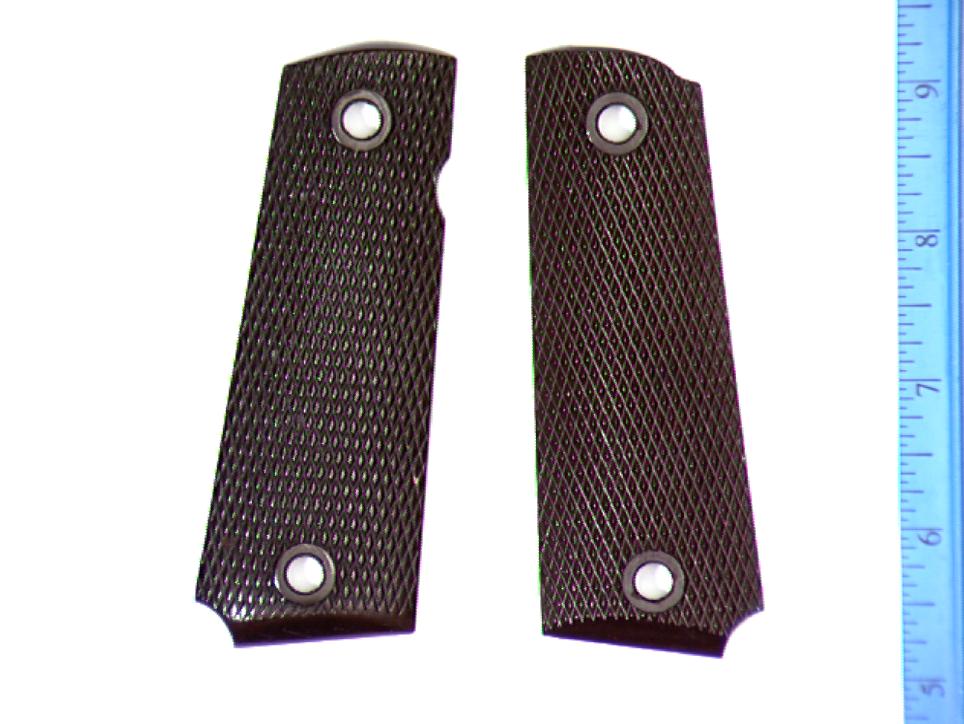 Original 1911a1 Wwii Colt Grips Look For Sale At 5736465 8016