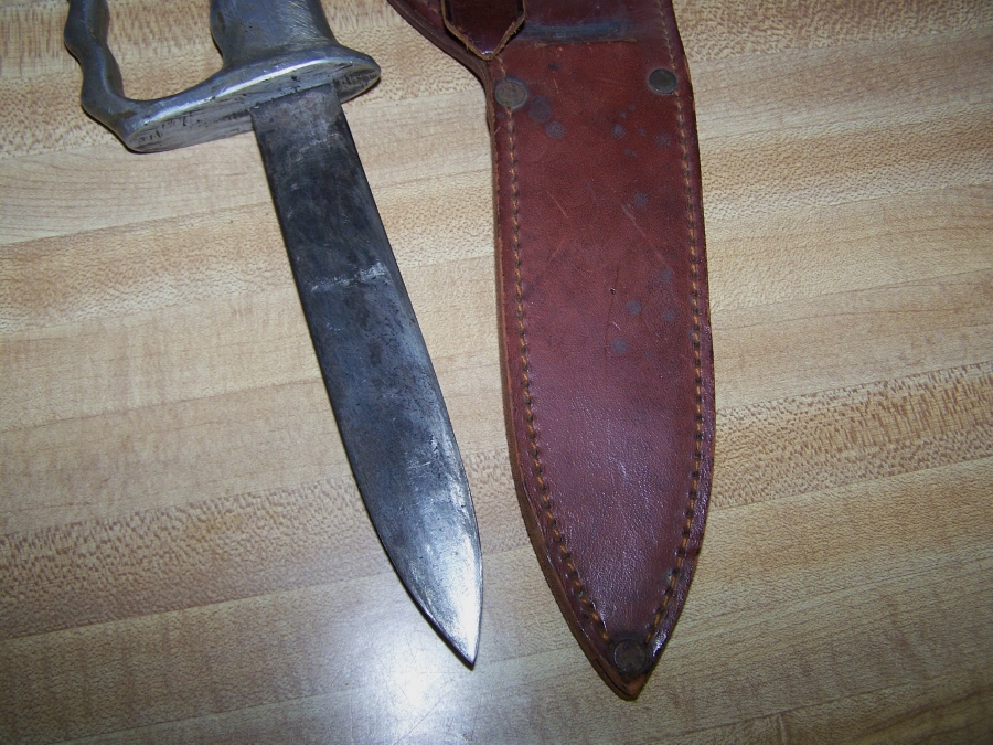 Ww2 Usmc Knuckle Trench Fighting Knife, Australia For Sale at