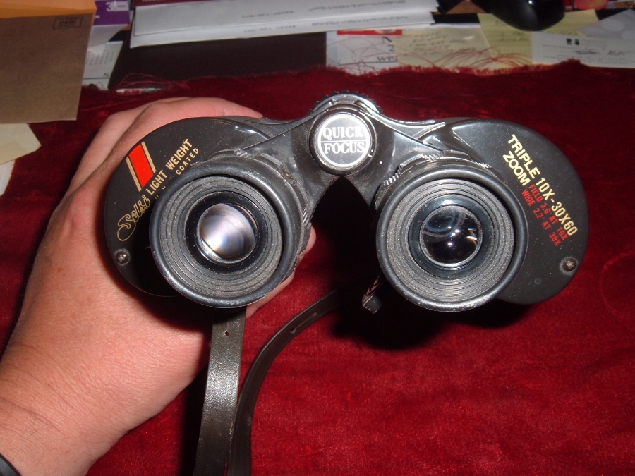 selsi binoculars