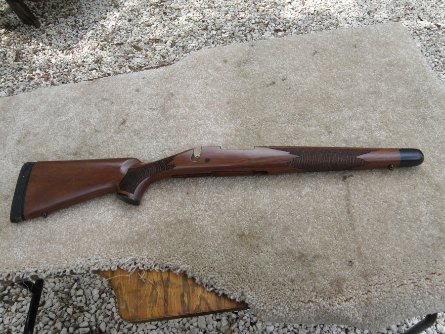 Remington 700 Sa Walnut Wood Stock For Sale at GunAuction.com - 11860729