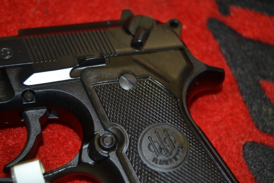 Beretta 92a1 9x19 Nib 3-17 Rnd. Mags Type F For Sale at GunAuction.com ...