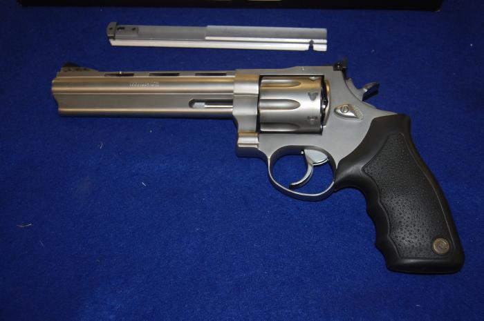 Taurus Model 608 .357mag Stainless/ Black Grips For Sale at GunAuction ...