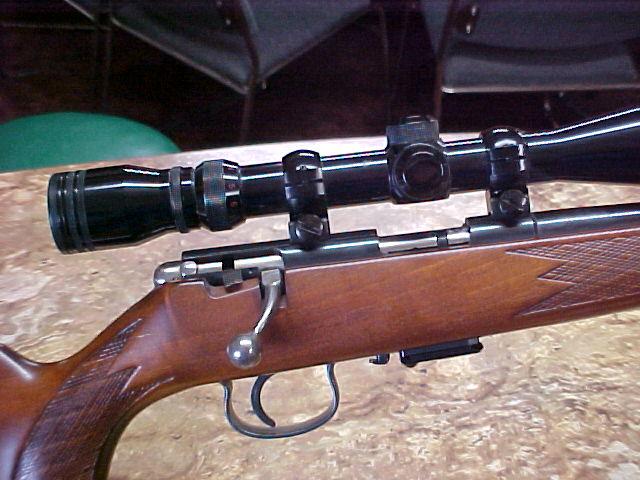 Anschutz - Model 1515 16 Bolt Action Rifle 22 Magnum - Picture 2