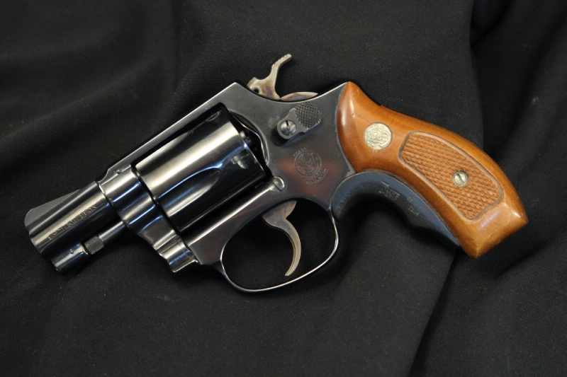 J-Frame Smith and Wesson, S&W - Model 36 .38 Special Double Action ...