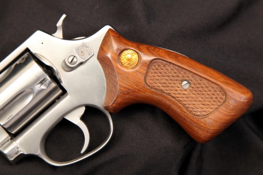 Taurus Model 85 Snub Nose 5 Shot Single Double Action 38 Special Revolver For Sale At Gunauction Com