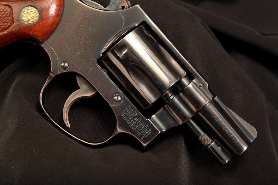 Smith Wesson S W Model 32 2 The 38 32 Terrier Snubnose Da 38