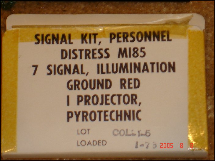 Usa Military Vietnam Signal Kit, Personnel Distress M185 Flare Gun For