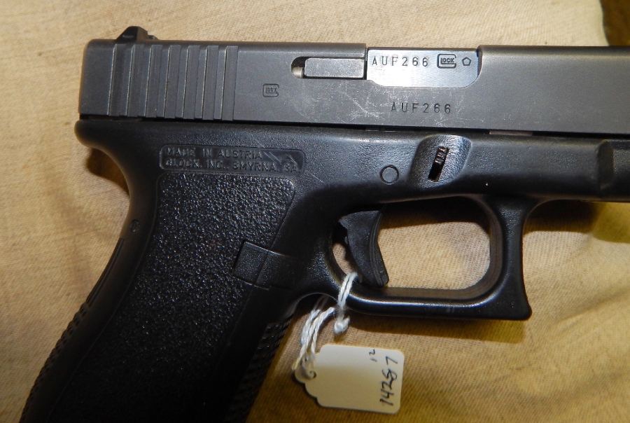 Glock Model 19 9mm Former NYPD Issue For Sale at GunAuction.com - 13043430