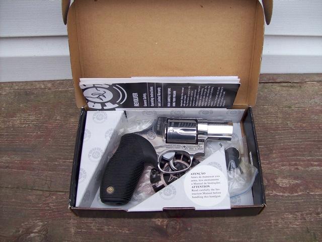 Taurus Taurus Model 445 Hammerless Stainless 44 special!