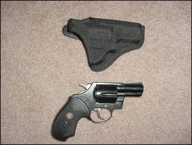 bianchi holster colt detective special