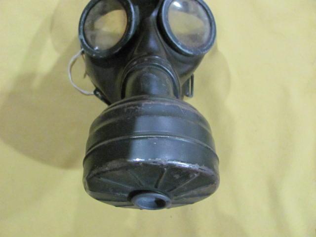 3rd Reich Gas Mask Nazi Germany For Sale at GunAuction.com - 10265676