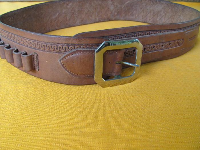 Hamley & Co. 45 Colt cartridge Belt up to 40 IN. - Picture 3