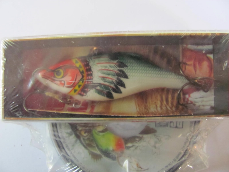 RED MAN CHEWING TOBACCO FISHING LURE