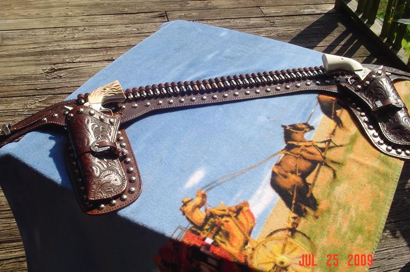 Replica Roy Rogers Gun Rig For Sale at GunAuction.com - 11369843